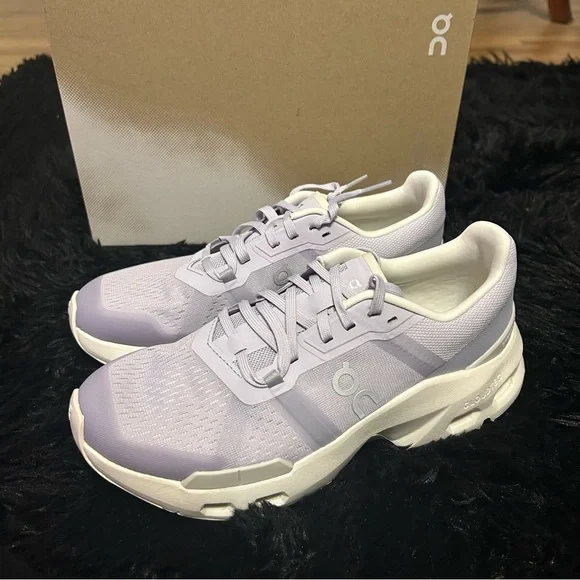 ON CLOUDPULSE purple athletic training running lace up shoes sneakers sz 8 new